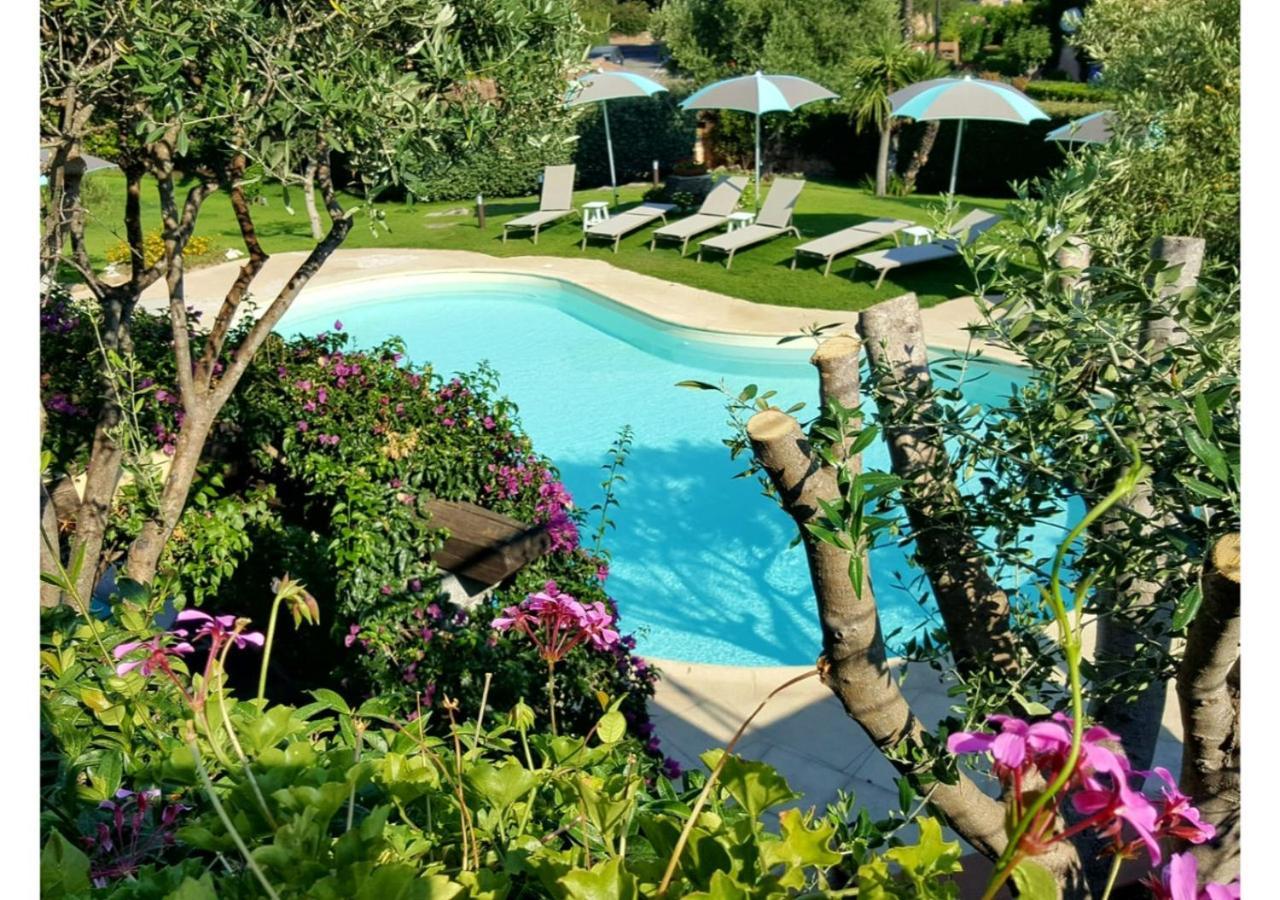 Geco Di Giada Art Suites - Adult Only Porto Rotondo Buitenkant foto
